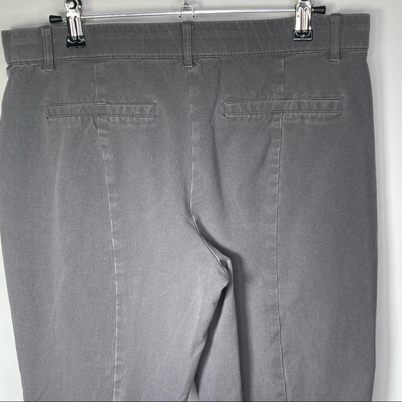 Isaac Mizrahi Live Womens Size 10 P Gray  Solid BootCut Khaki Pants - Picture 8 of 10